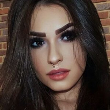 Dudolandia erotic actress pictures