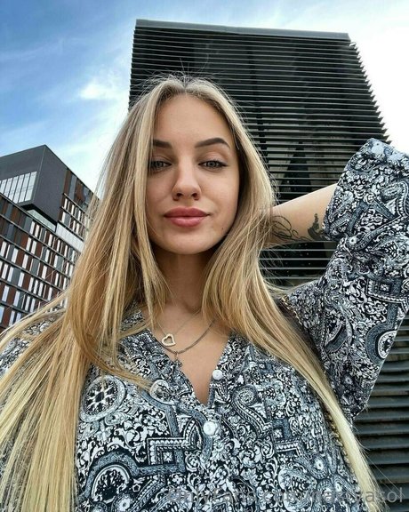 chubby teen onlyfans exclusive archive