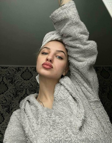 nastyasol nude actress gallery