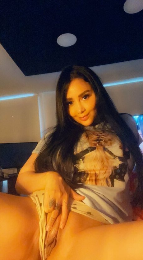 Xdayaannax sex actress gallery