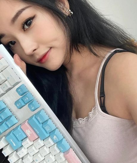 tattooed shemale onlyfans nice image