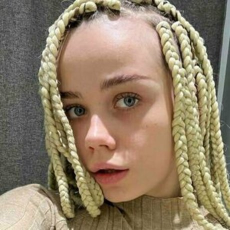 jenna sanders star top photo