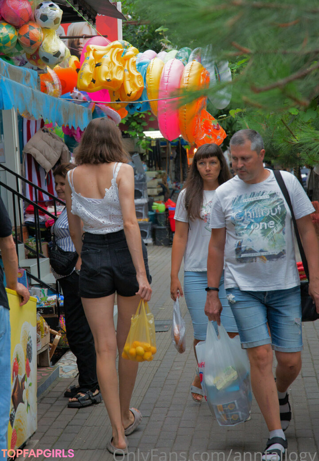 anntallogy model perfect photo