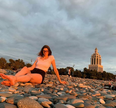 anntallogy high quality model pic