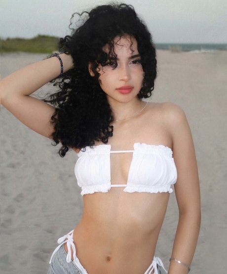 Ashleyrqe Profile pic