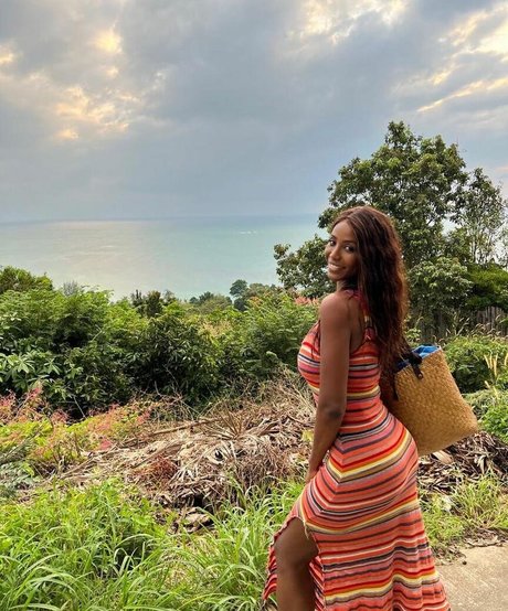 beauty asian onlyfans nude img