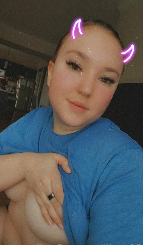 eyes onlyfans sexy images