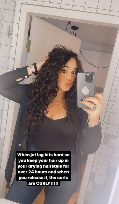 Maggie Renee sexy model pictures