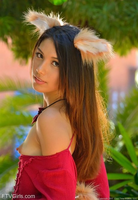 Melody Wylde star sexy photos