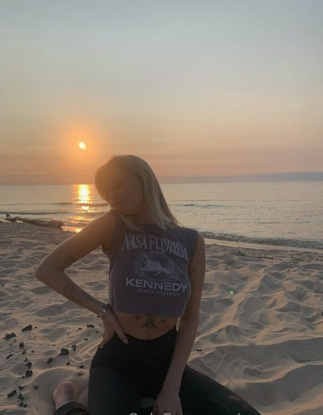 avacanary pornstar best pics