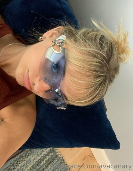 avacanary nudes pornstar img