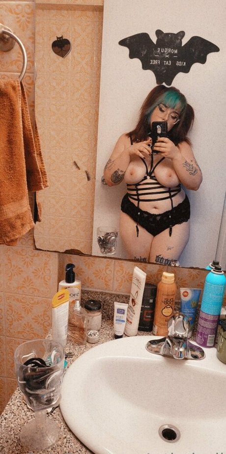 wthel eli adult actress pictures