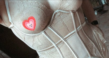 sarahsota free model nude photos