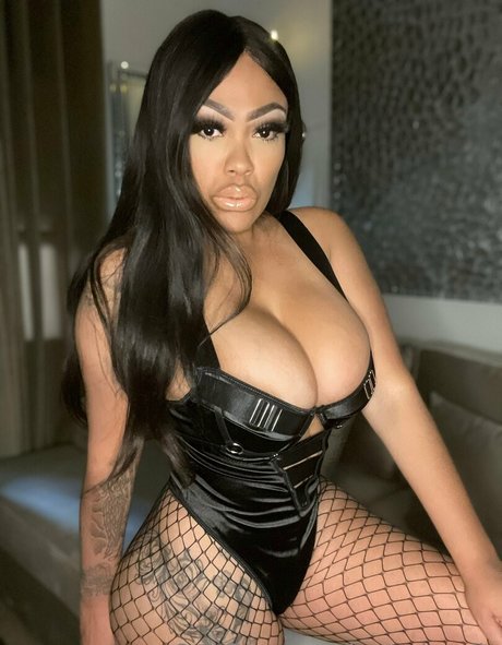 teen ladyboy onlyfans art naked img