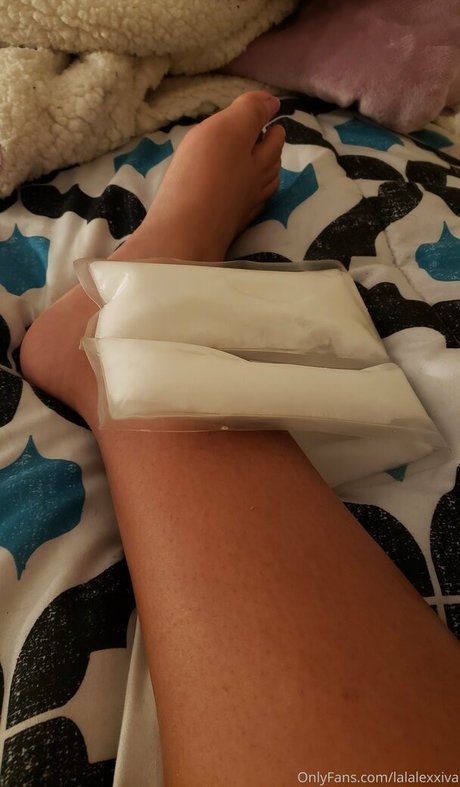 sexxyhorseclub naked star pictures