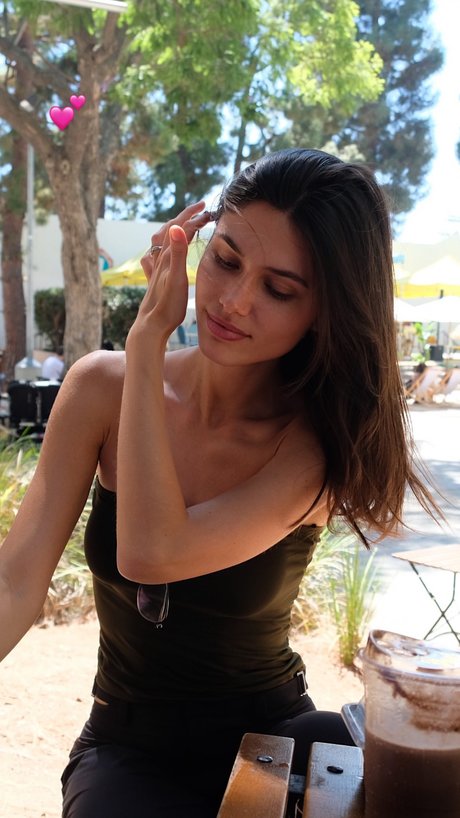 huge shemale onlyfans free naked galleries