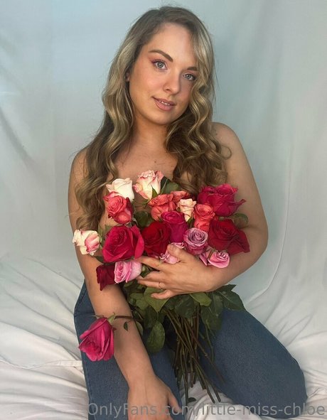 little miss chloe Profile pic