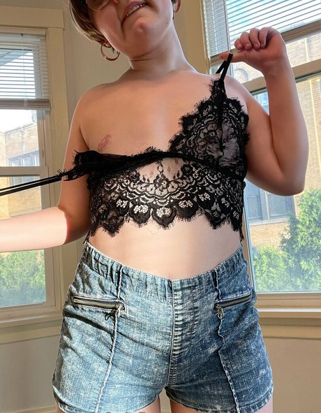 gendersmash art model pictures