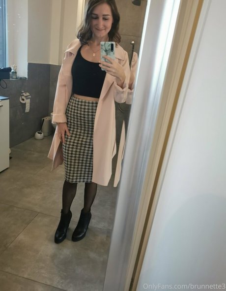 cute onlyfans naked images