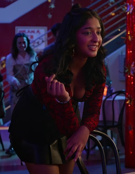 Maitreyi Ramakrishnan erotic actress gallery