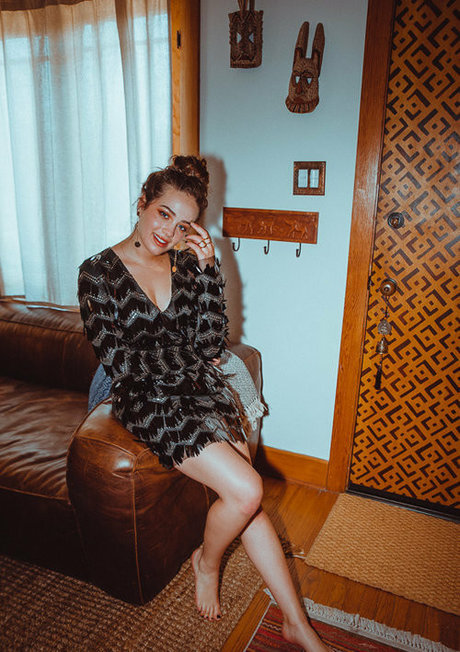 Mary Mouser best star photo