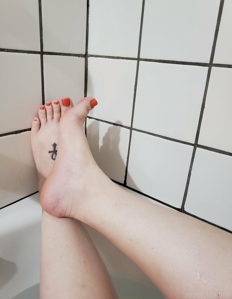 stevie stunner erotic actress archive