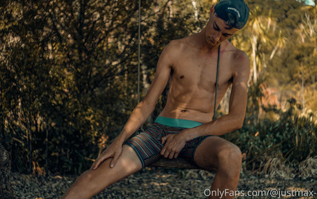 justmax_ sex star photos