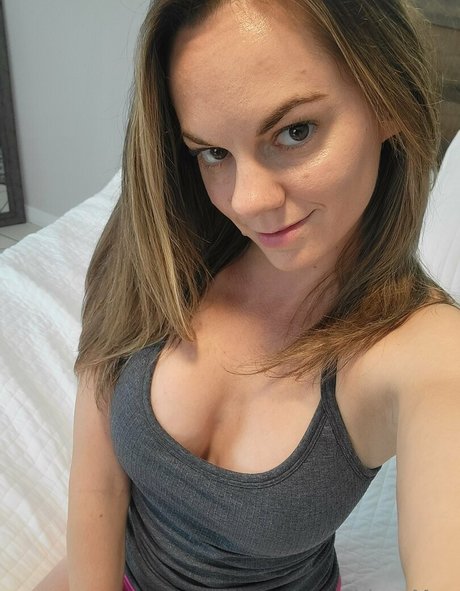 18 free onlyfans naked photo