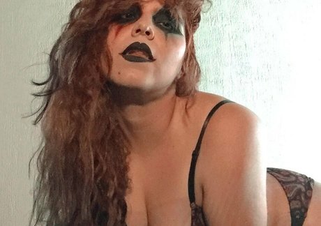 crimson ghoul model xxx img