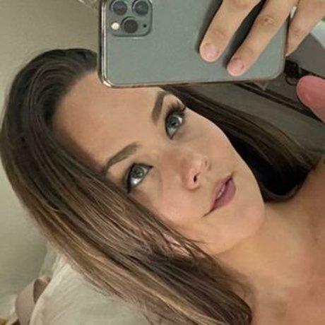 Fergie793 adult star pic