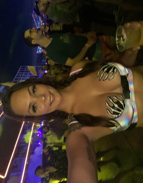 Fergie793 model erotic photo