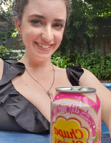 lesbian kissing onlyfans free nude pic