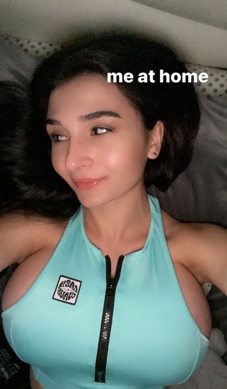 Molly Kazi pornstar top photo