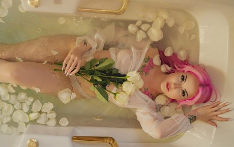 Layni Baby beautiful star images