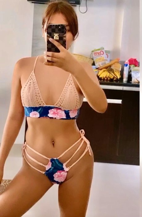 Pinay Gems model nudes images