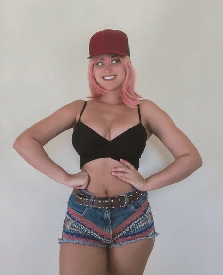 naycfreitas perfect actress gallery