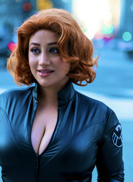 nikkigeeksfree model nude img