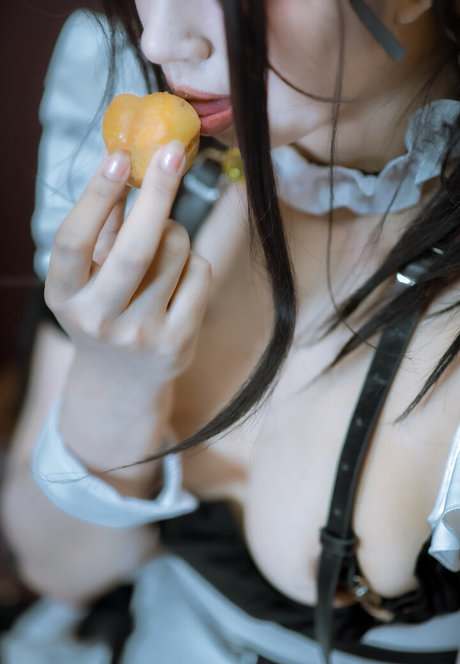 Emiliabear pretty pornstar img