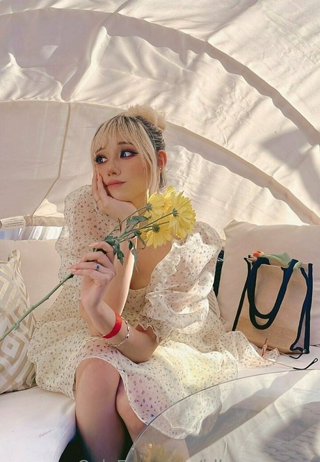 idlesann free pornstar beautiful galleries