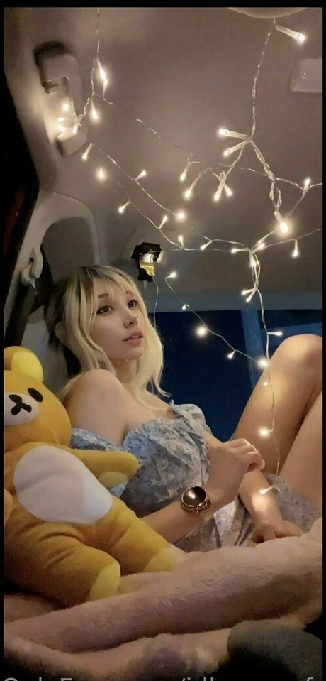 blonde shemale onlyfans free nude pictures