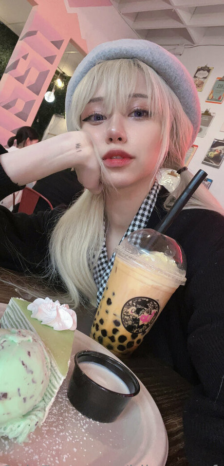 idlesann free star hot galleries