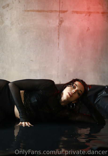 urr private dance exclusive model images