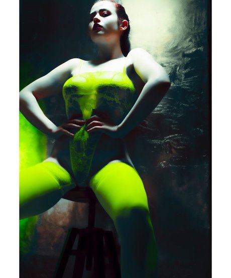 Depop Wins sexy model photos