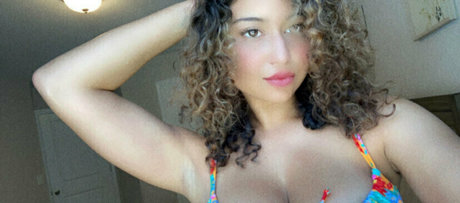 BeeLov3 star pornographic photos