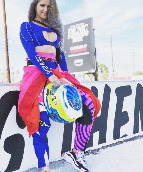 Collete Davis perfect model pics