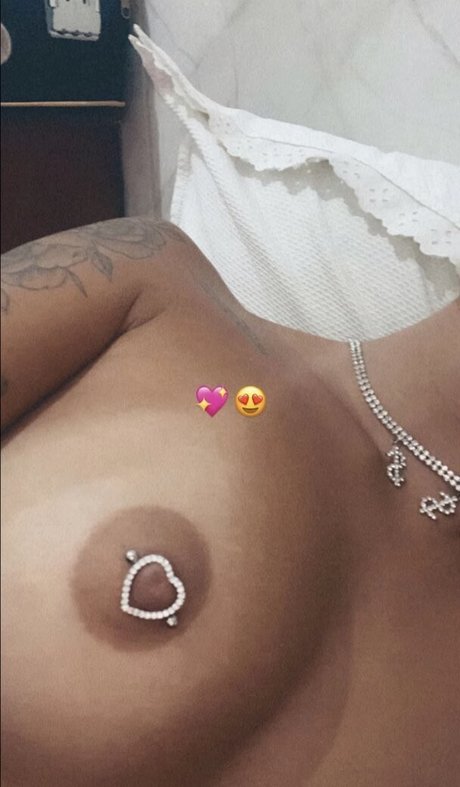 MC Thammy nude actress photos