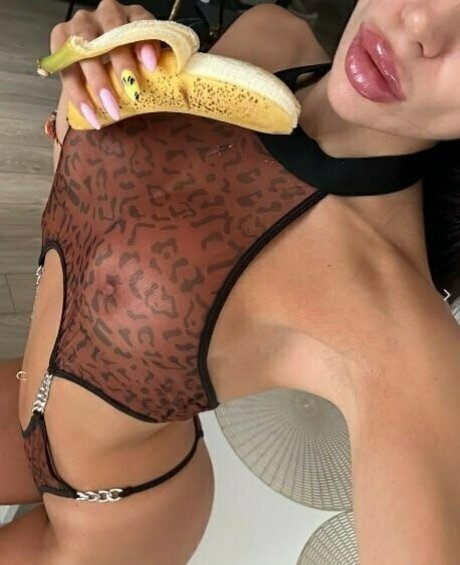 wrenirene exclusive pornstar archive