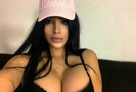 busty solo onlyfans sexy nudes image