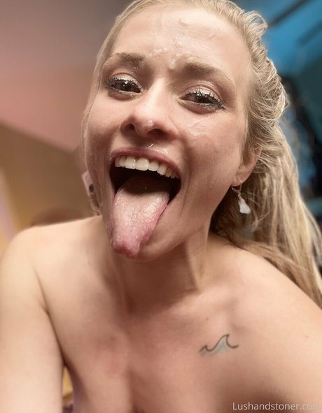 saraloverays adult model img