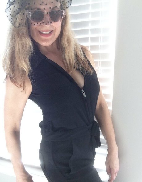 vixenkat sex actress picture